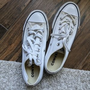 Converse Low Top Platform